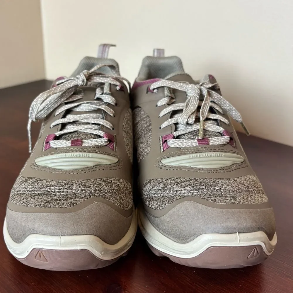 Keen Women's Terradora Flex Low Height Waterproof Hiking Shoes Tan Size 7.5 NEW